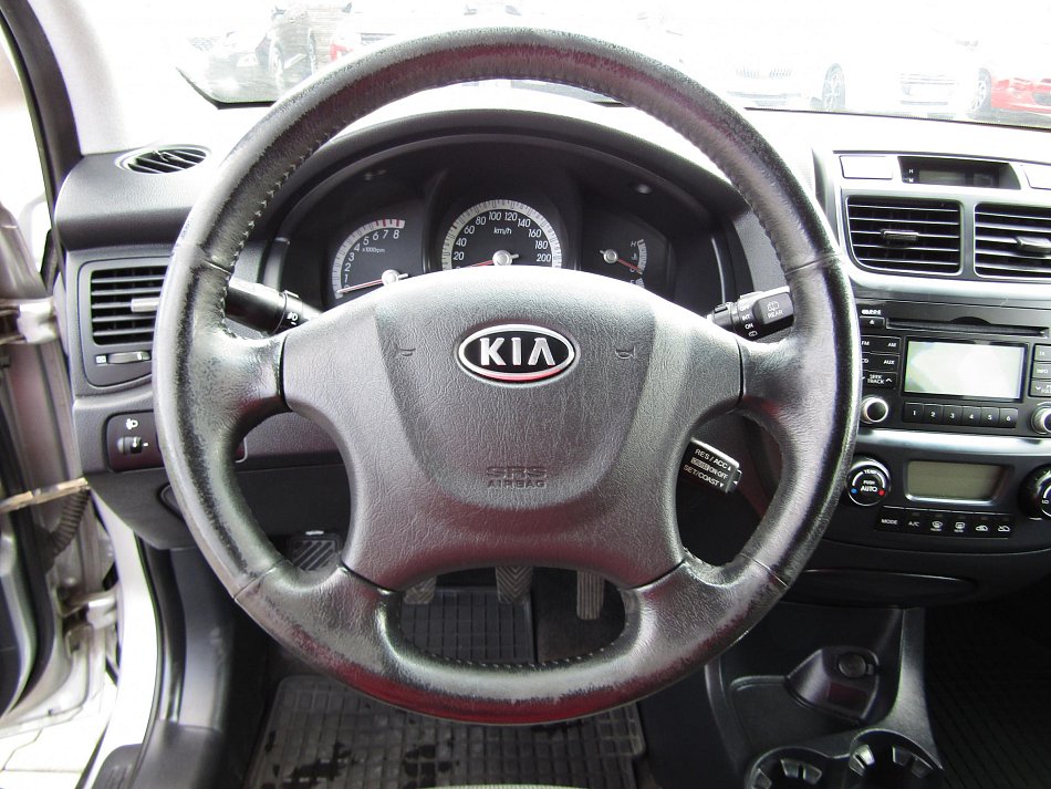 Kia Sportage 2.0 i  4x4