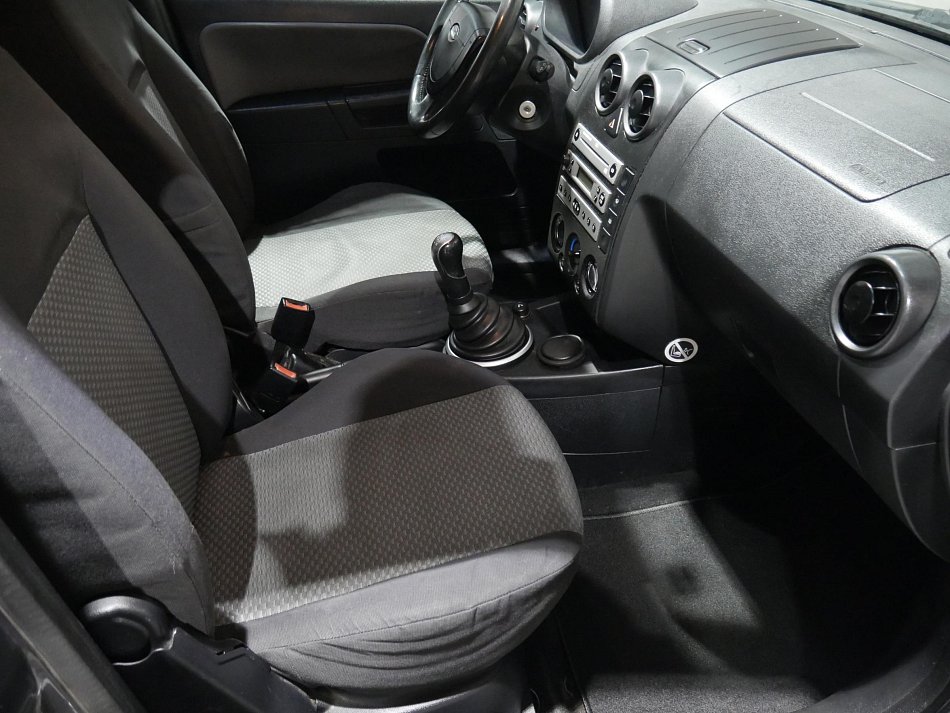 Ford Fusion 1.4 TDCi 