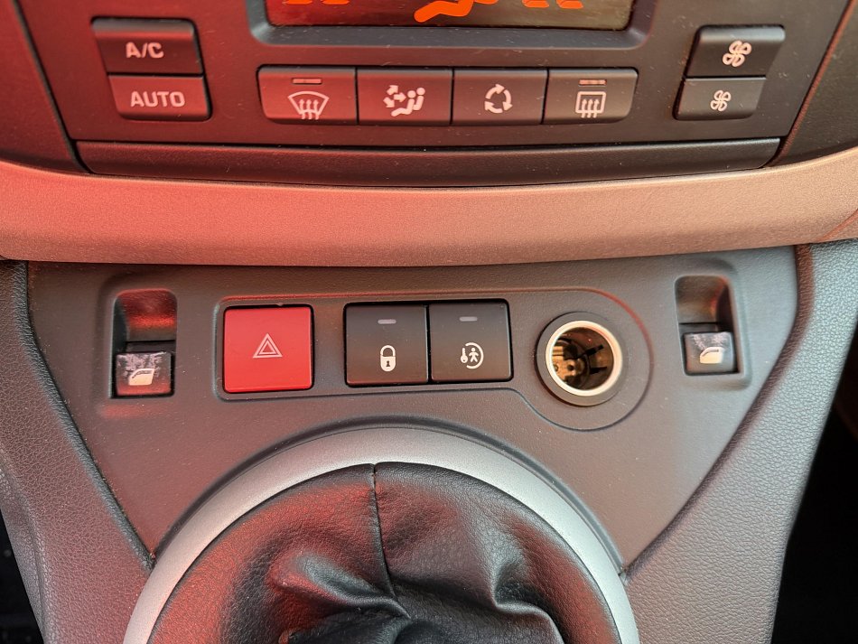 Peugeot Partner 1.6HDi  Tepee