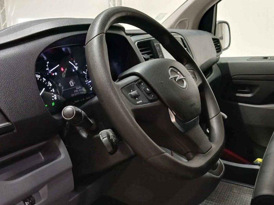 Opel Vivaro 2.0CDTi Edition L3 DÍLNA