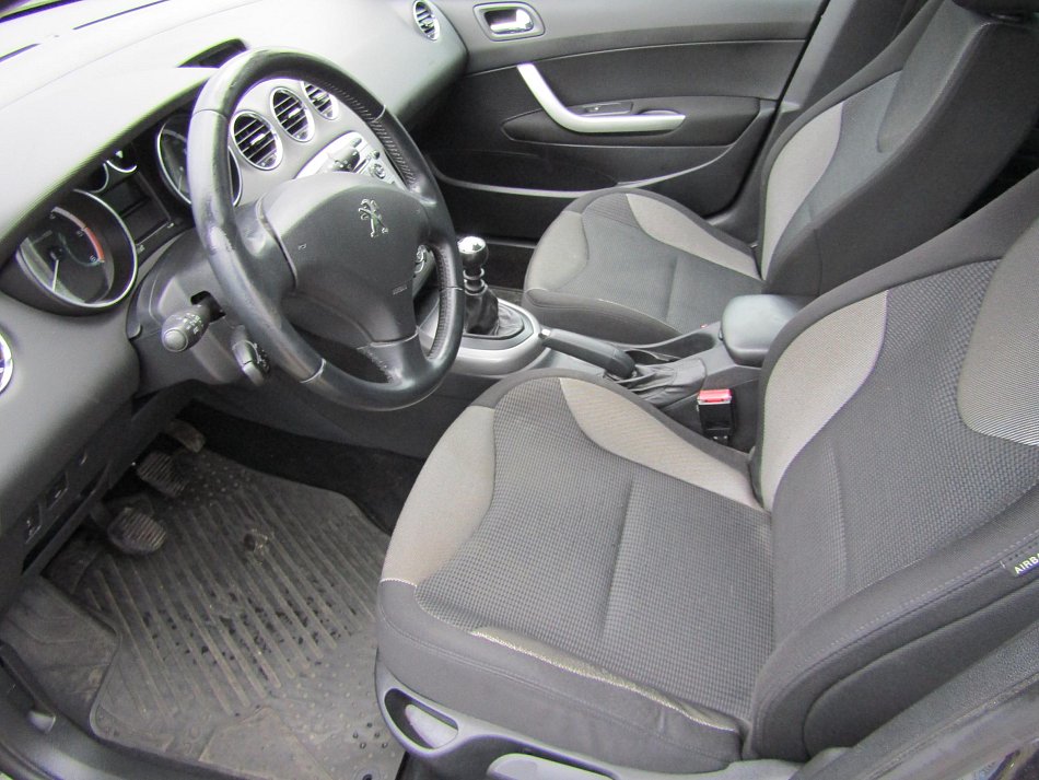 Peugeot 308 1.6 HDi 