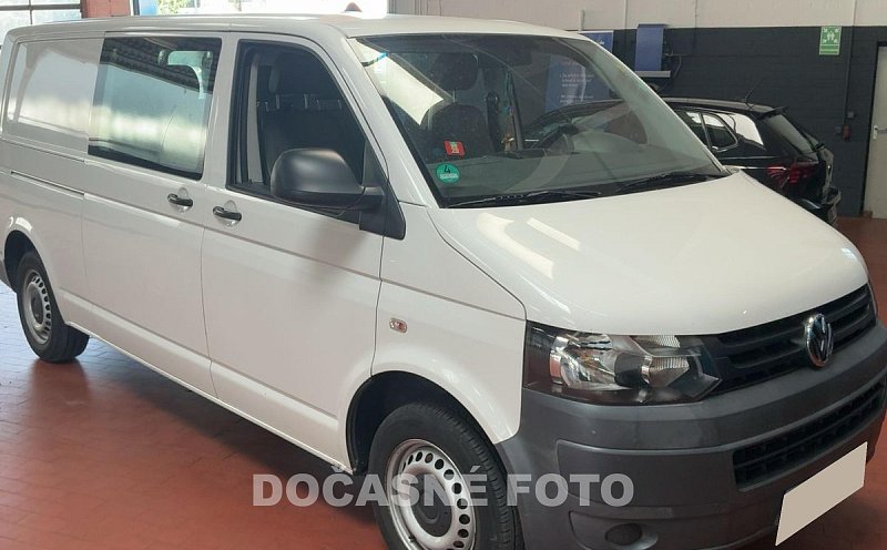 Volkswagen Transporter 2.0TDi  L2 5míst