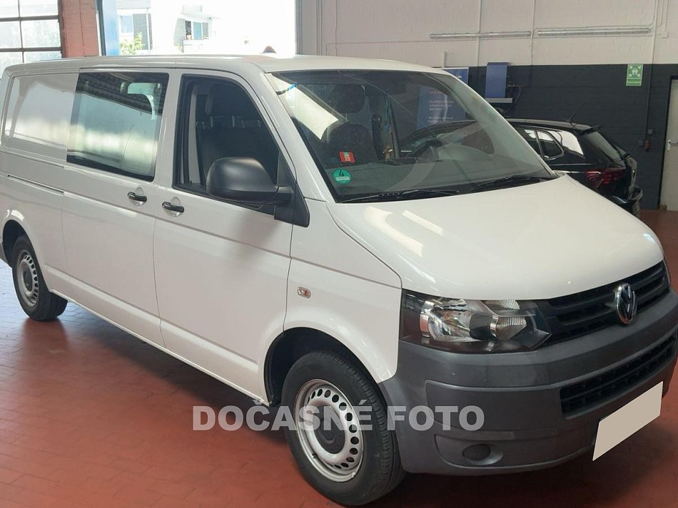 Volkswagen Transporter 2.0TDi  L2 5míst