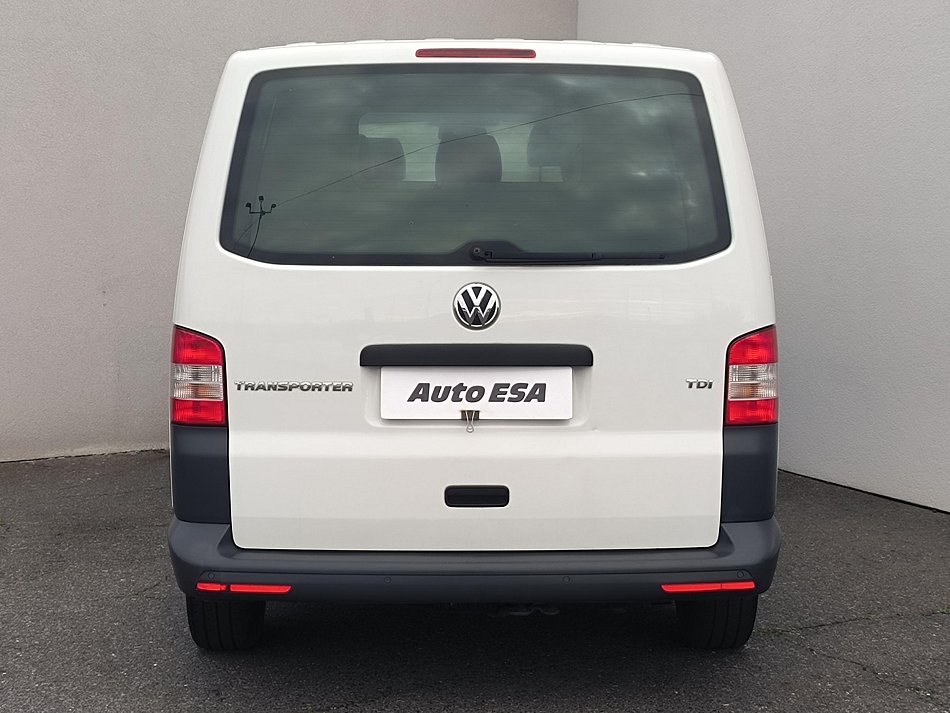Volkswagen Transporter 2.0TDi  L2 5míst