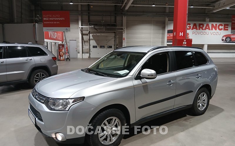 Mitsubishi Outlander 2.0. mivec 