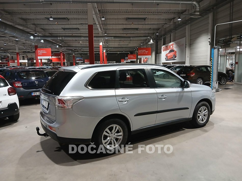 Mitsubishi Outlander 2.0. mivec 