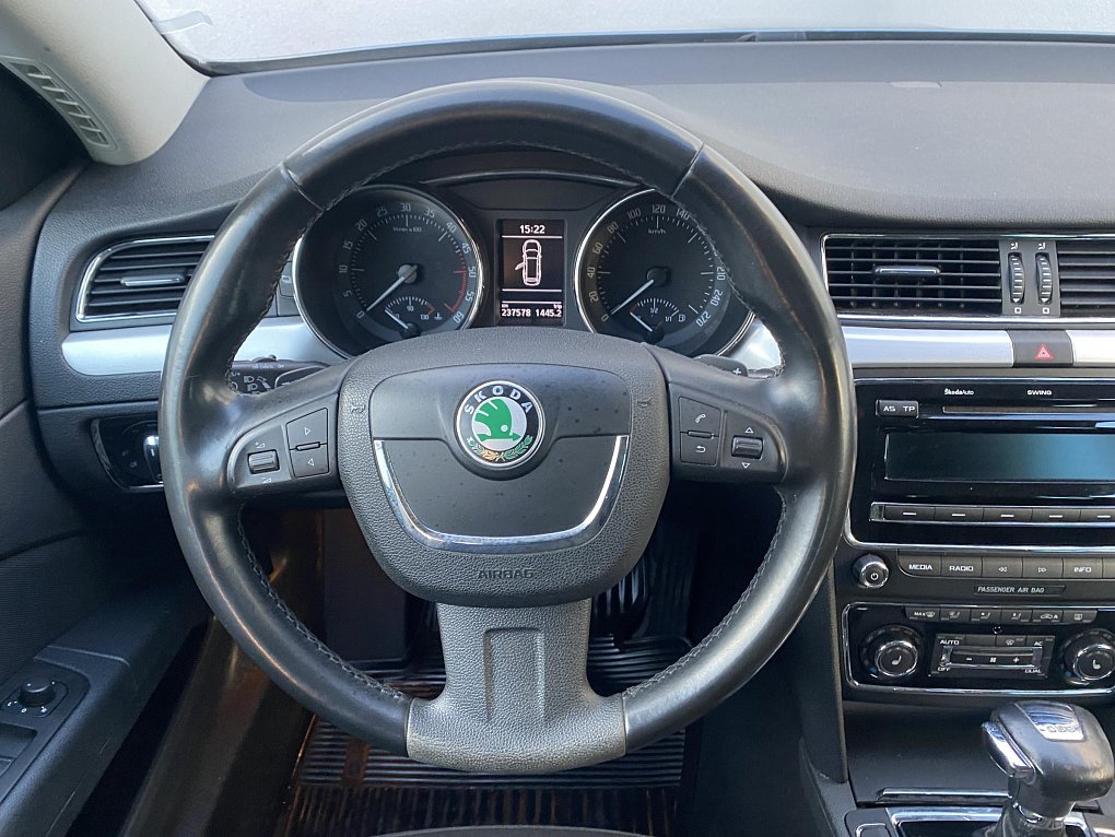 Škoda Superb II 2.0 TDi Family