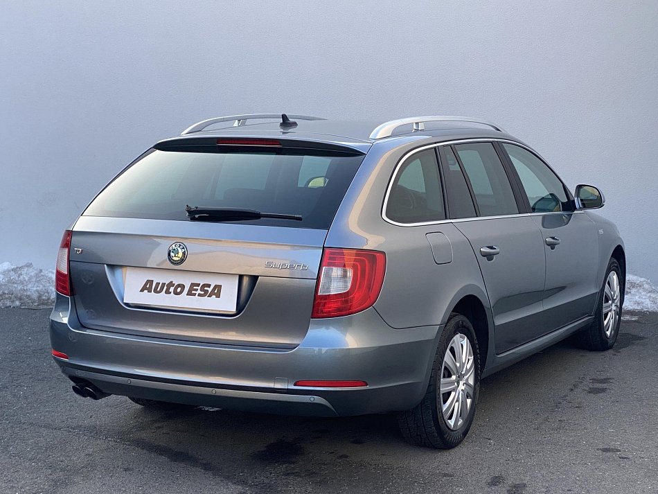 Škoda Superb II 2.0 TDi Ambition