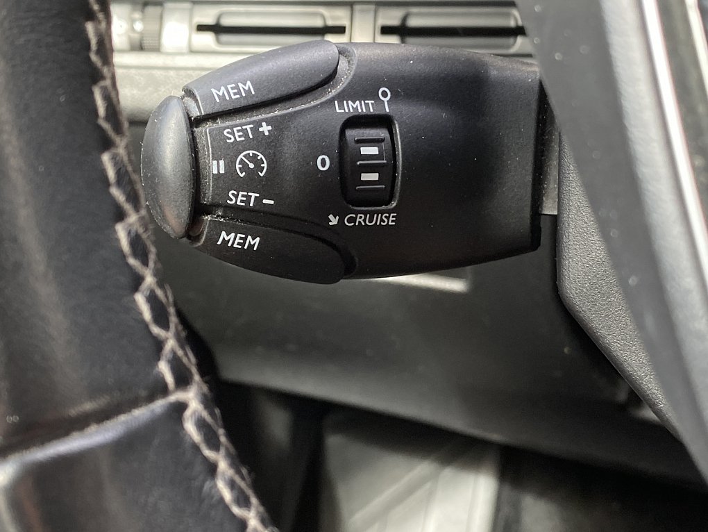 Peugeot 3008 1.6 THP Allure
