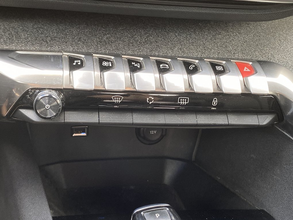 Peugeot 3008 1.6 THP Allure