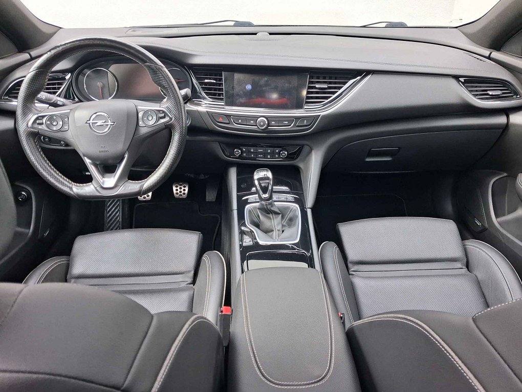 Opel Insignia 2.0 CDTi OPC line