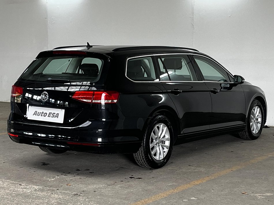 Volkswagen Passat 2.0 TDi Comfortline