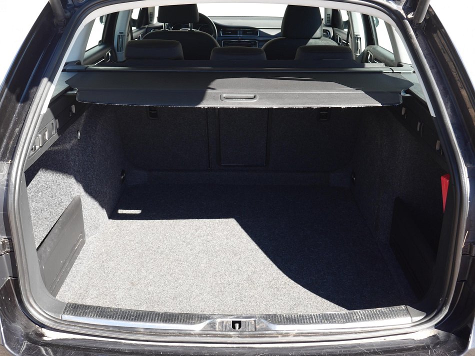 Škoda Superb II 2.0 TDi Elegance 4x4