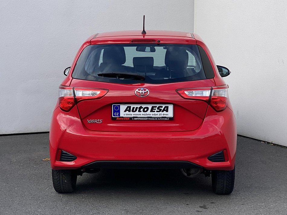 Toyota Yaris 1.0i 