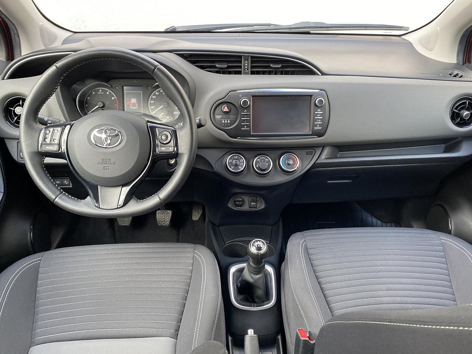Toyota Yaris 1.0i 