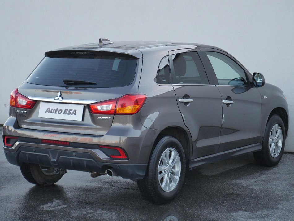 Mitsubishi ASX 1.6i Invite