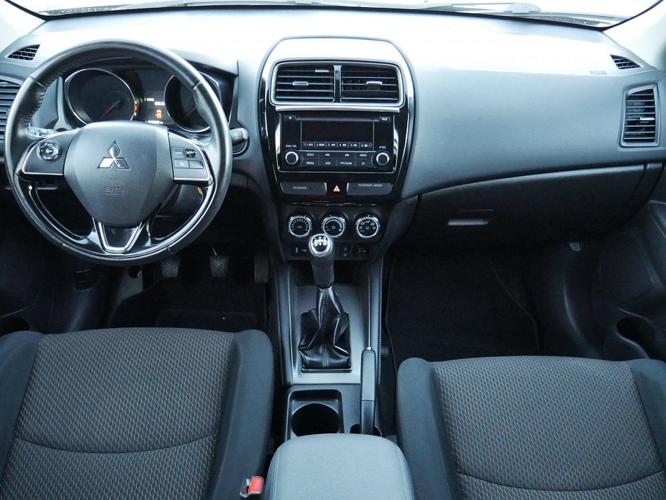 Mitsubishi ASX 1.6i Invite