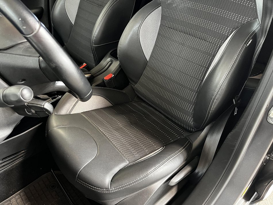 Peugeot 2008 1.6 HDi 