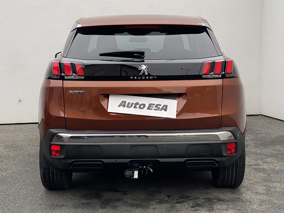 Peugeot 3008 1.2PT Allure