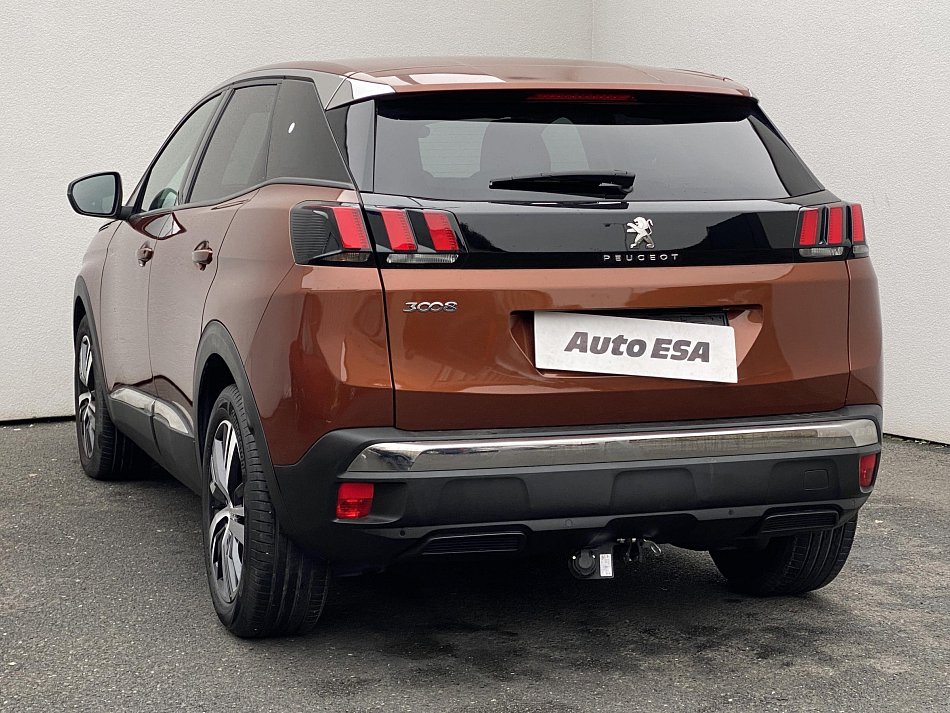 Peugeot 3008 1.2PT Allure