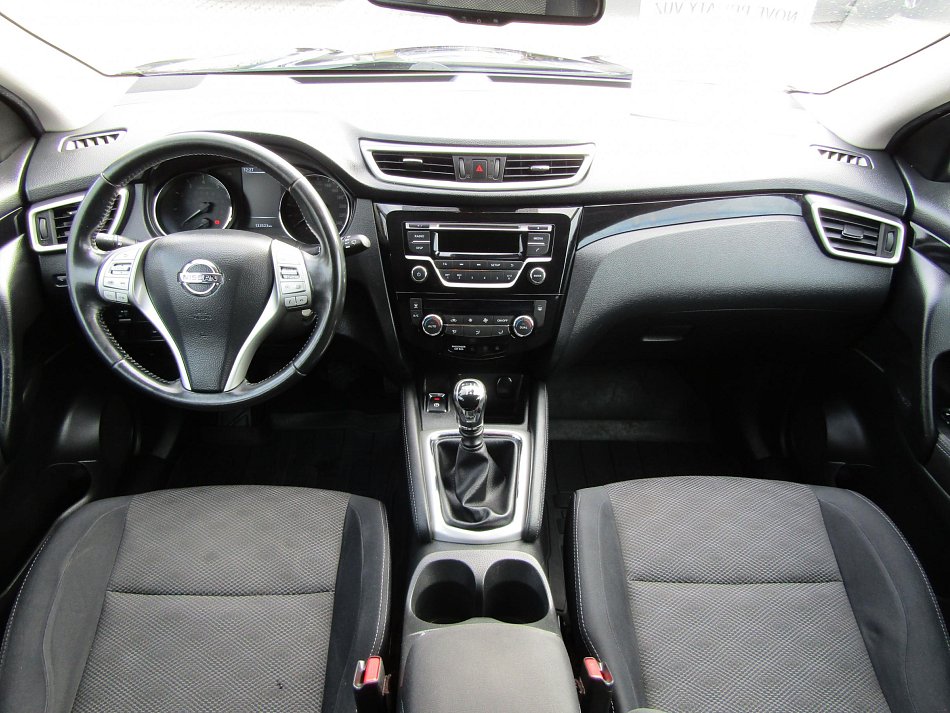Nissan Qashqai 1.2i 