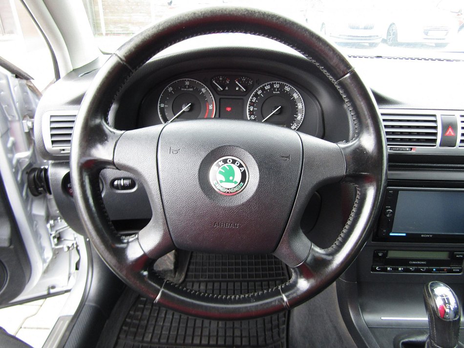 Škoda Superb 2.0 TDi 