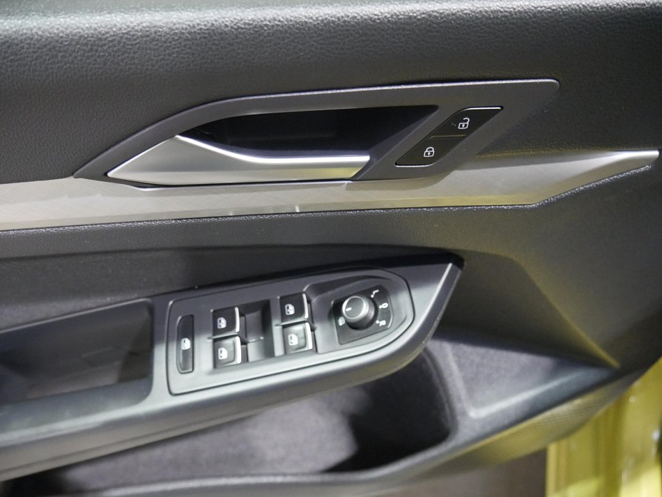 Volkswagen Golf 1.5TSi Life