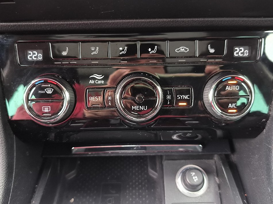 Škoda Superb III 1.5 TSi Style