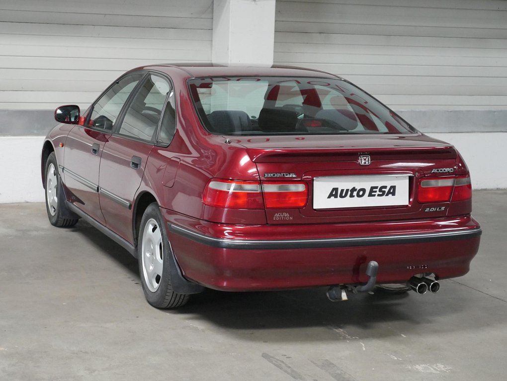 Honda Accord 2.0 i 