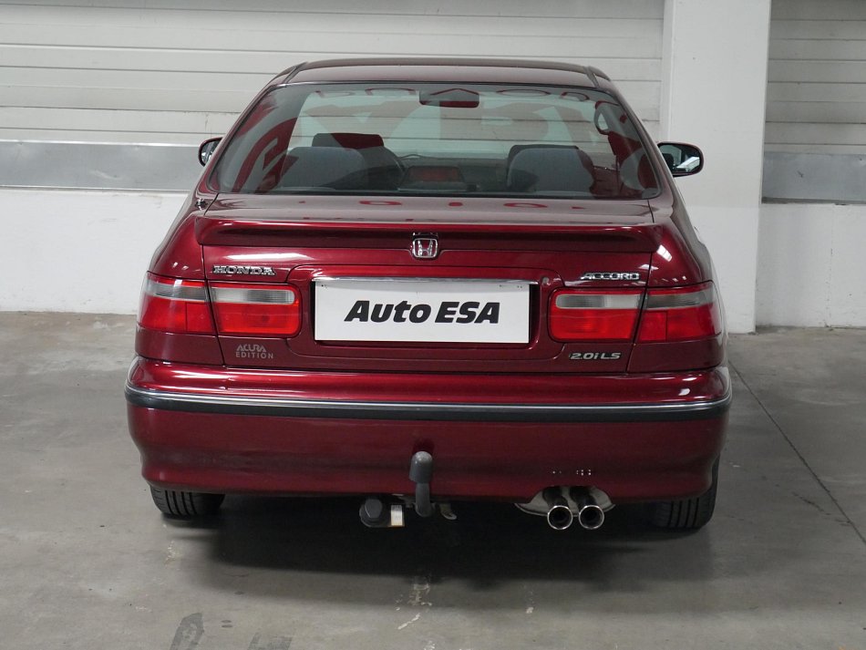 Honda Accord 2.0 i 