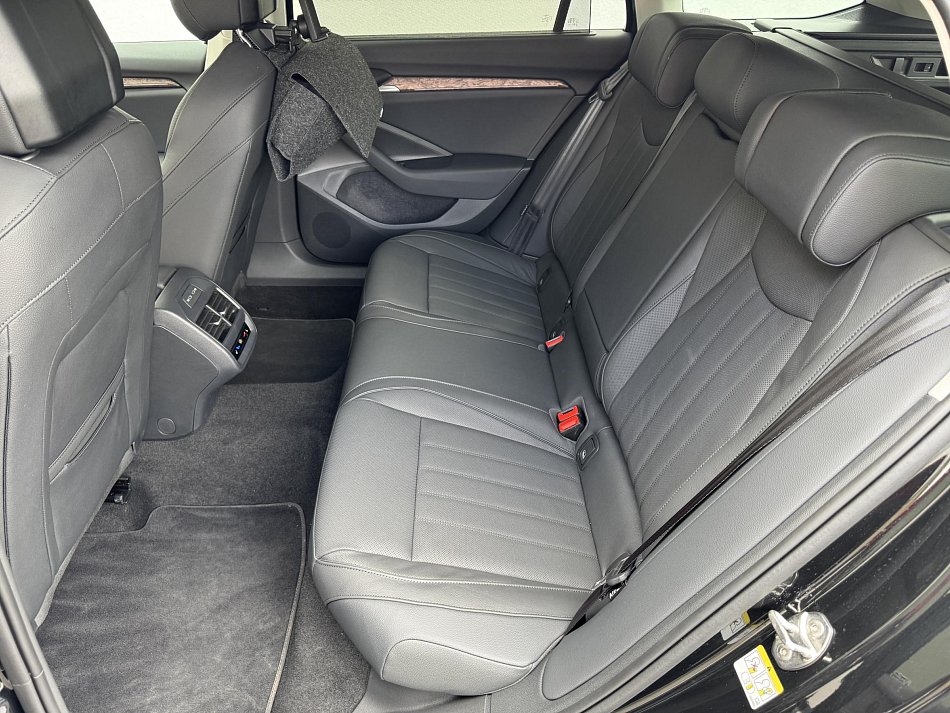 Škoda Superb IV 2.0 TSi L&K 4x4