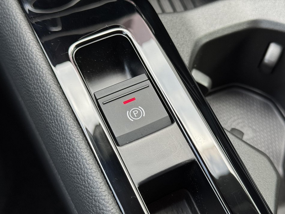 Škoda Superb IV 2.0 TSi L&K 4x4