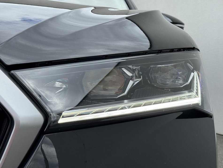 Škoda Superb IV 2.0 TSi L&K 4x4