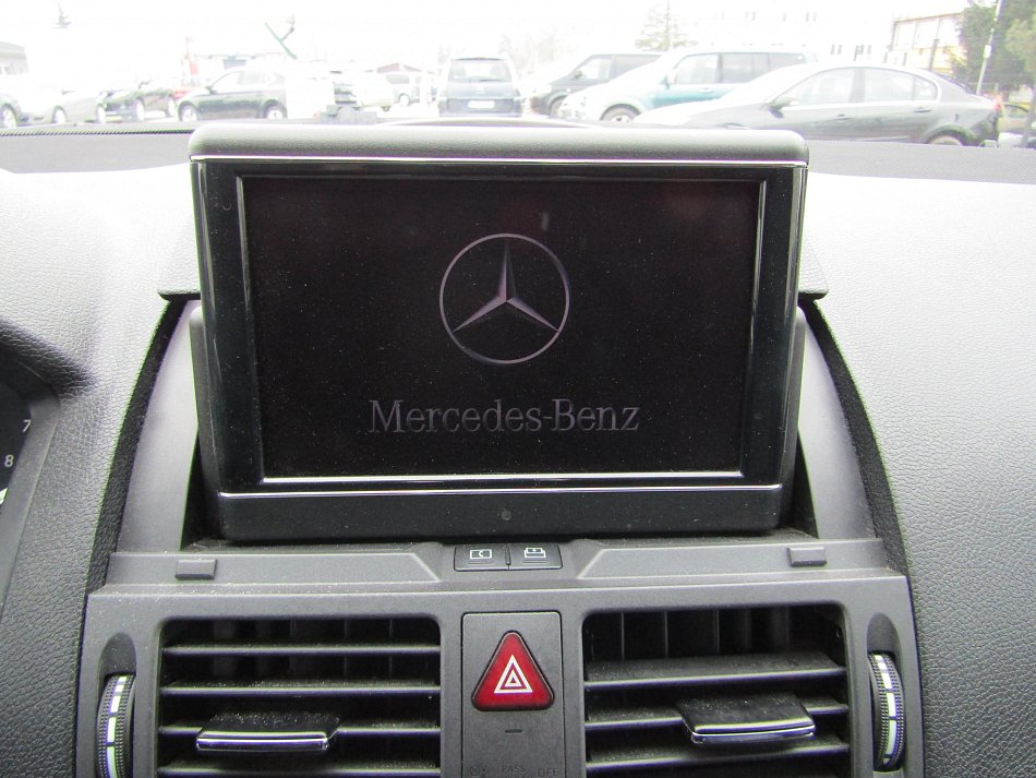 Mercedes-Benz Třída C 350 CGI 