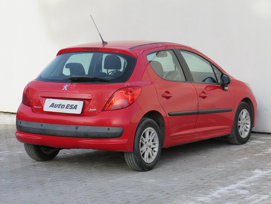 Peugeot 207 1.4i 