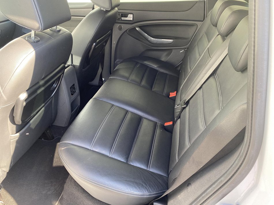 Ford Kuga 2.5 T Titanium 4x4