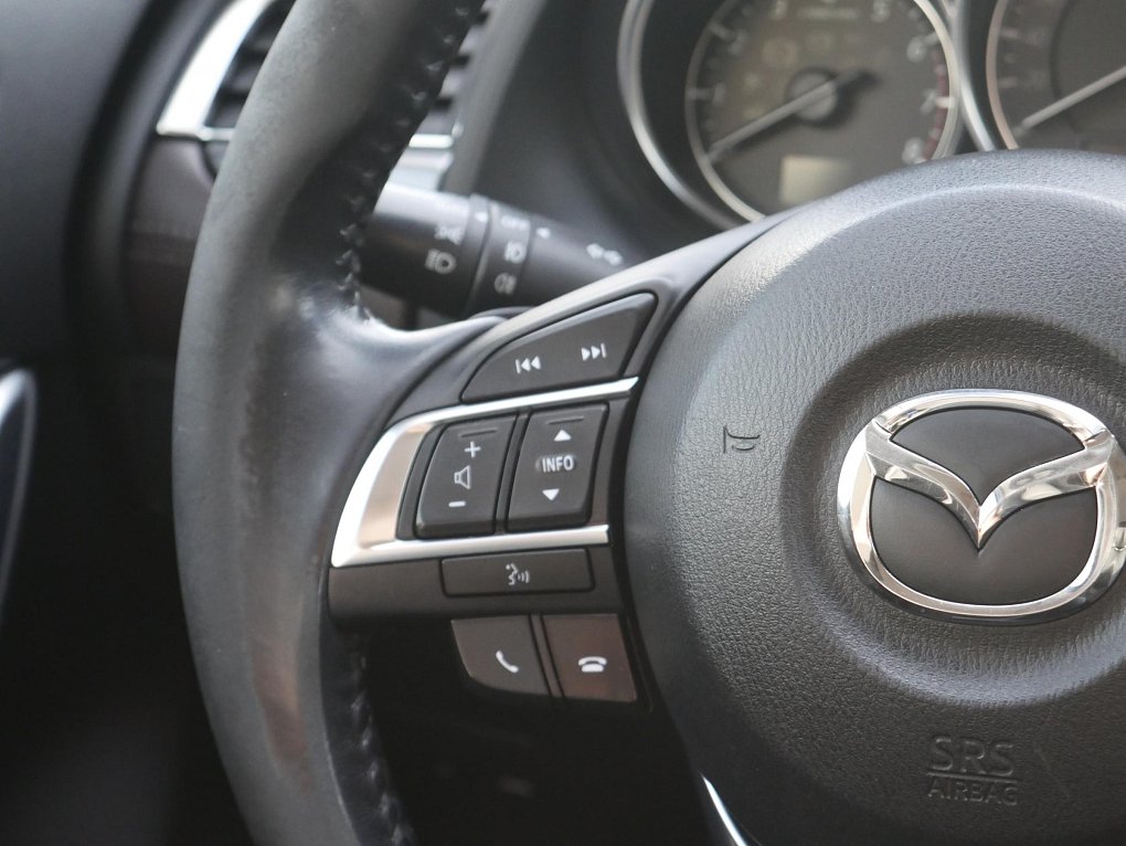 Mazda 6 2.5i Revolution