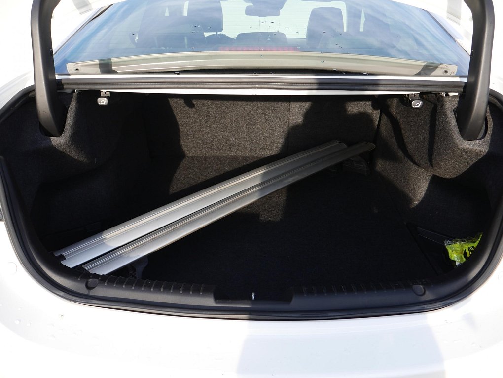 Mazda 6 2.5i Revolution