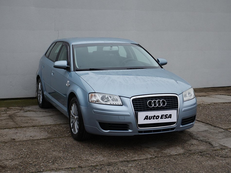 Audi A3 1.6 i 