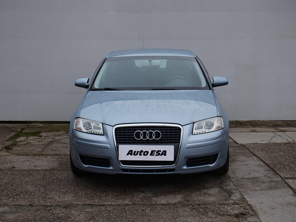 Audi A3 1.6 i 