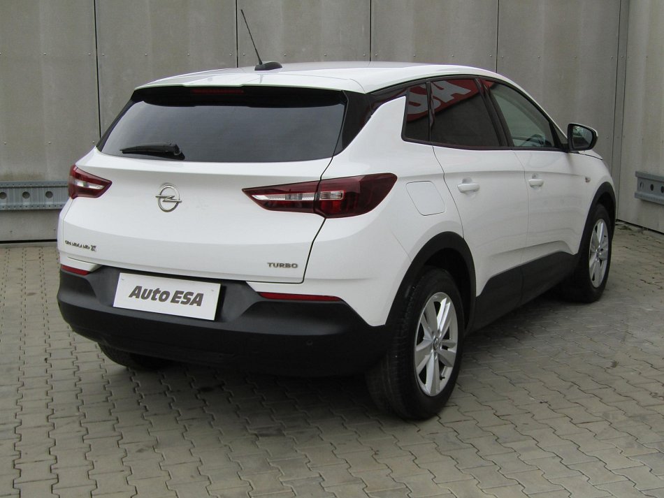 Opel Grandland X 1.2 PT 