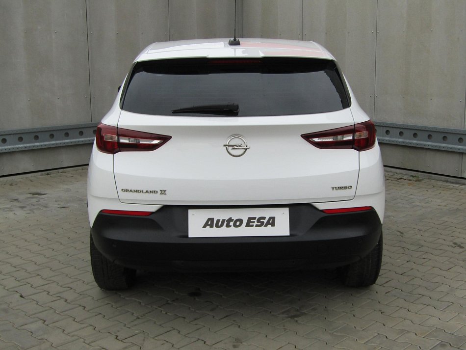 Opel Grandland X 1.2 PT 
