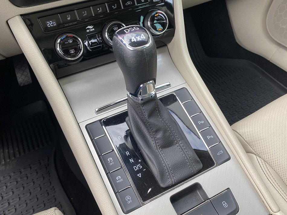 Škoda Superb III 2.0 TSi L&K 4x4