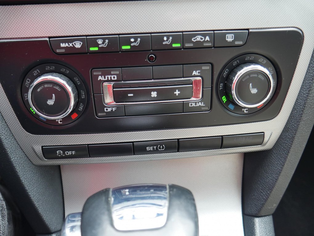 Škoda Octavia II 1.6 TDi Elegance