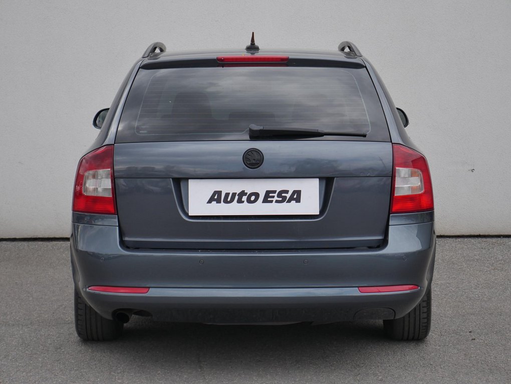 Škoda Octavia II 1.6 TDi Elegance