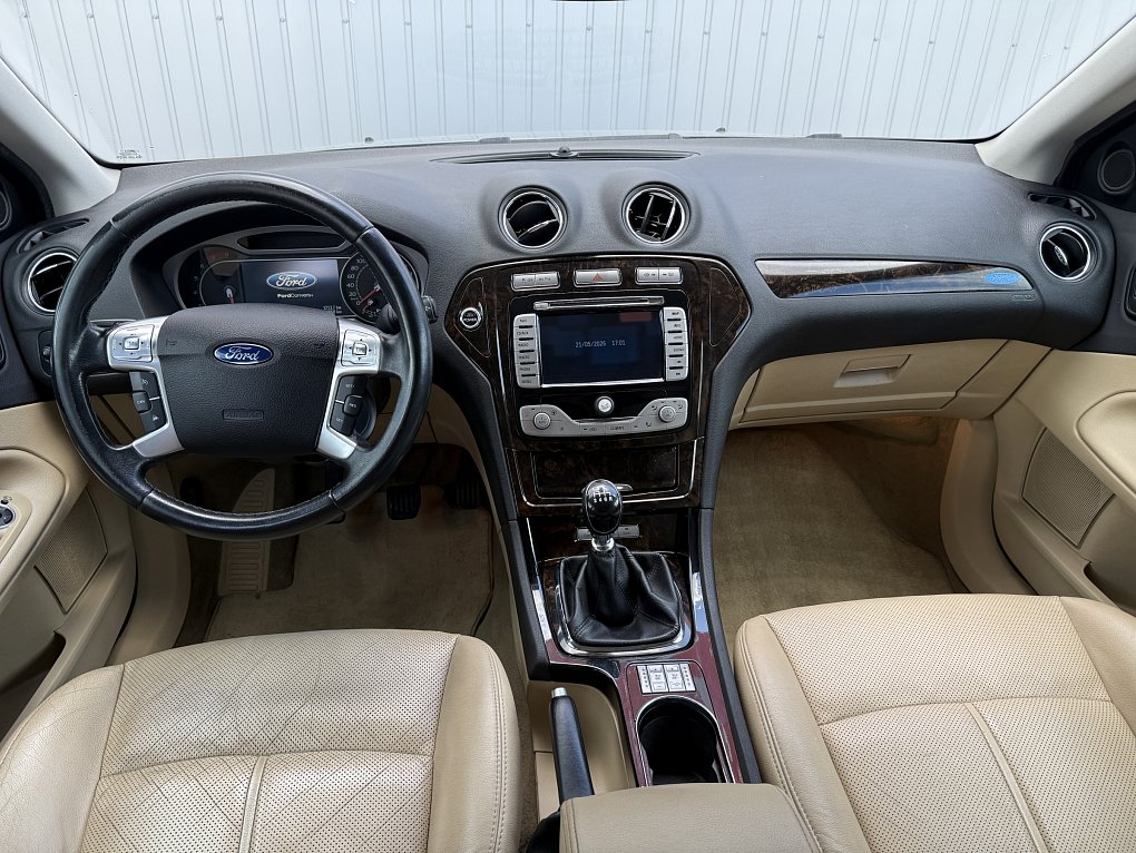 Ford Mondeo 2.5 T Ghia