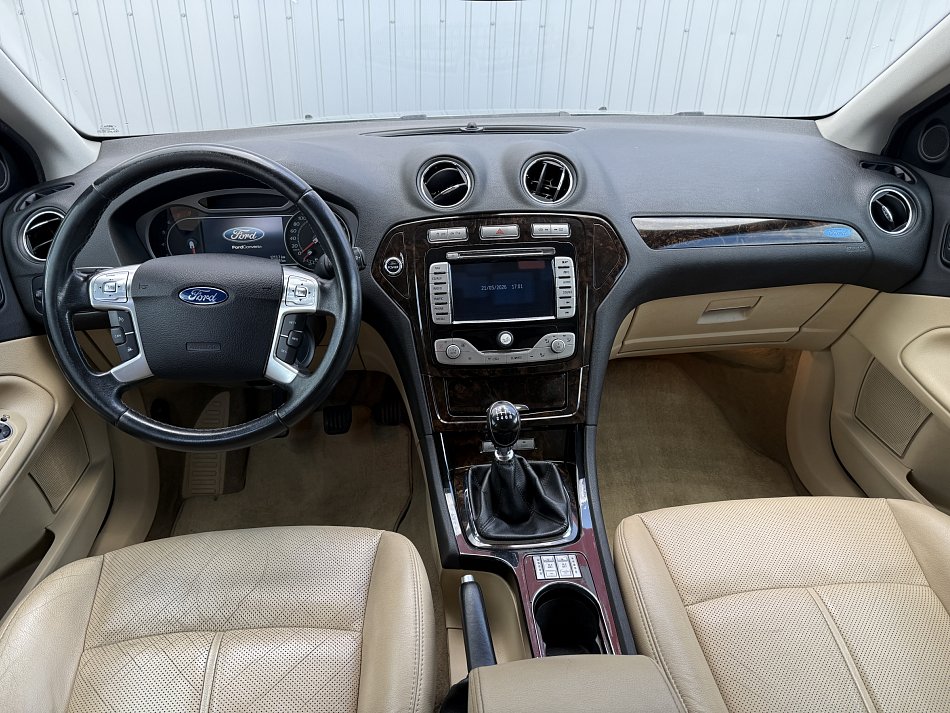 Ford Mondeo 2.5 T Ghia