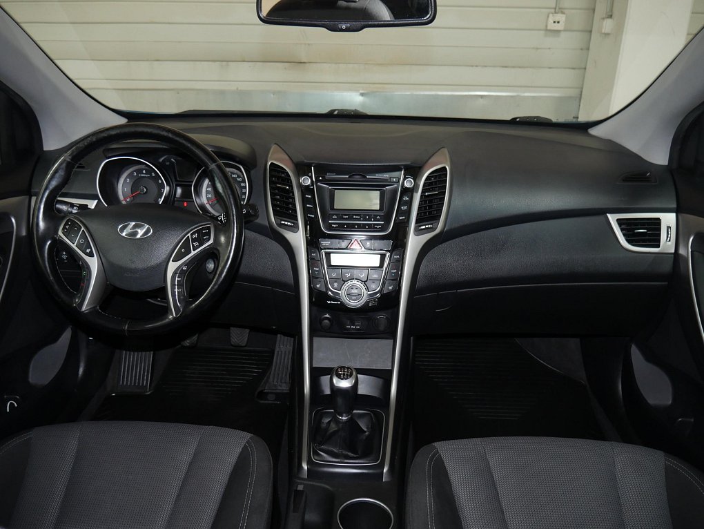 Hyundai I30 1.6i 