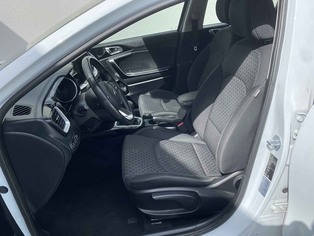 Kia Ceed 1.4 T-GDi Vision