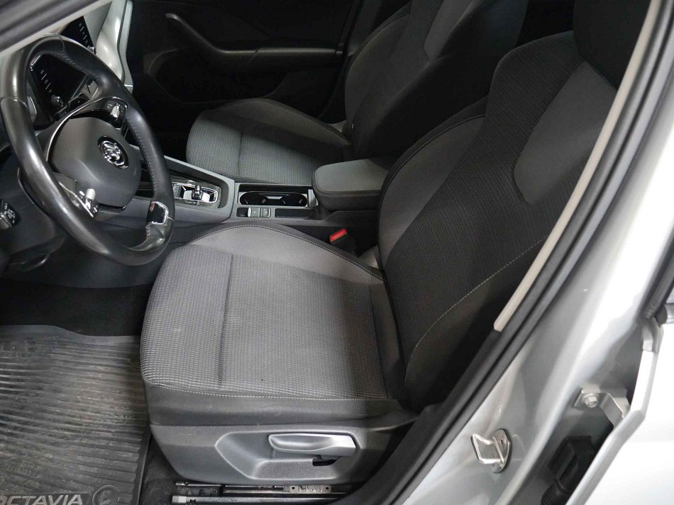 Škoda Octavia IV 2.0TDi Ambition 4x4